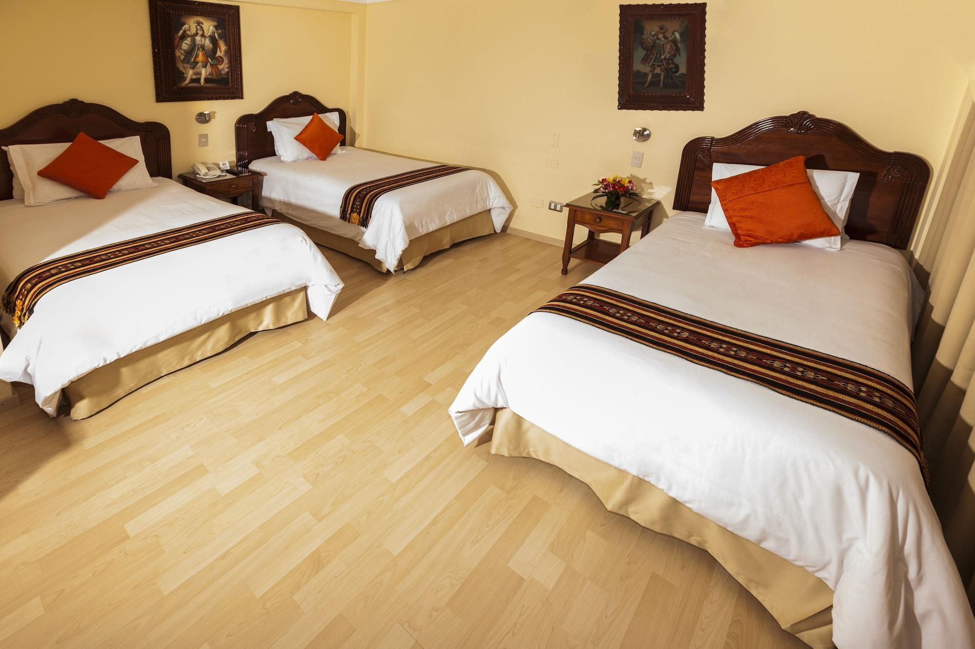 Hotel Agustos Cuzco Esterno foto