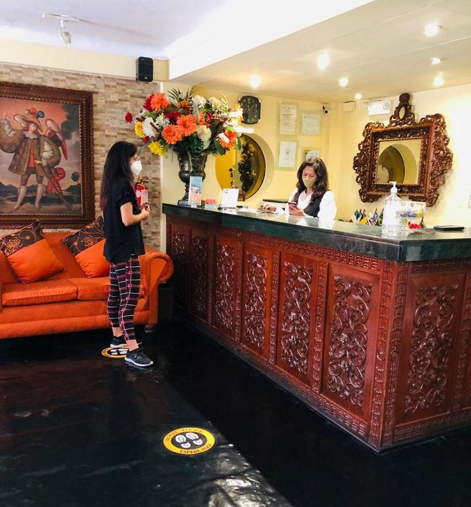Hotel Agustos Cuzco Esterno foto