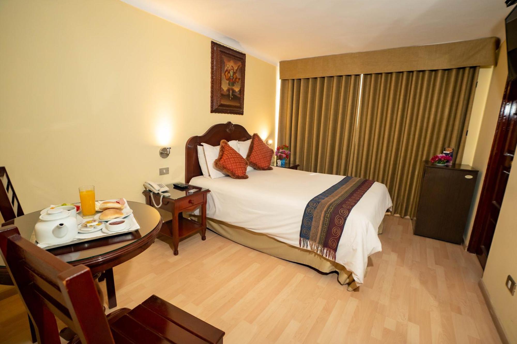 Hotel Agustos Cuzco Esterno foto