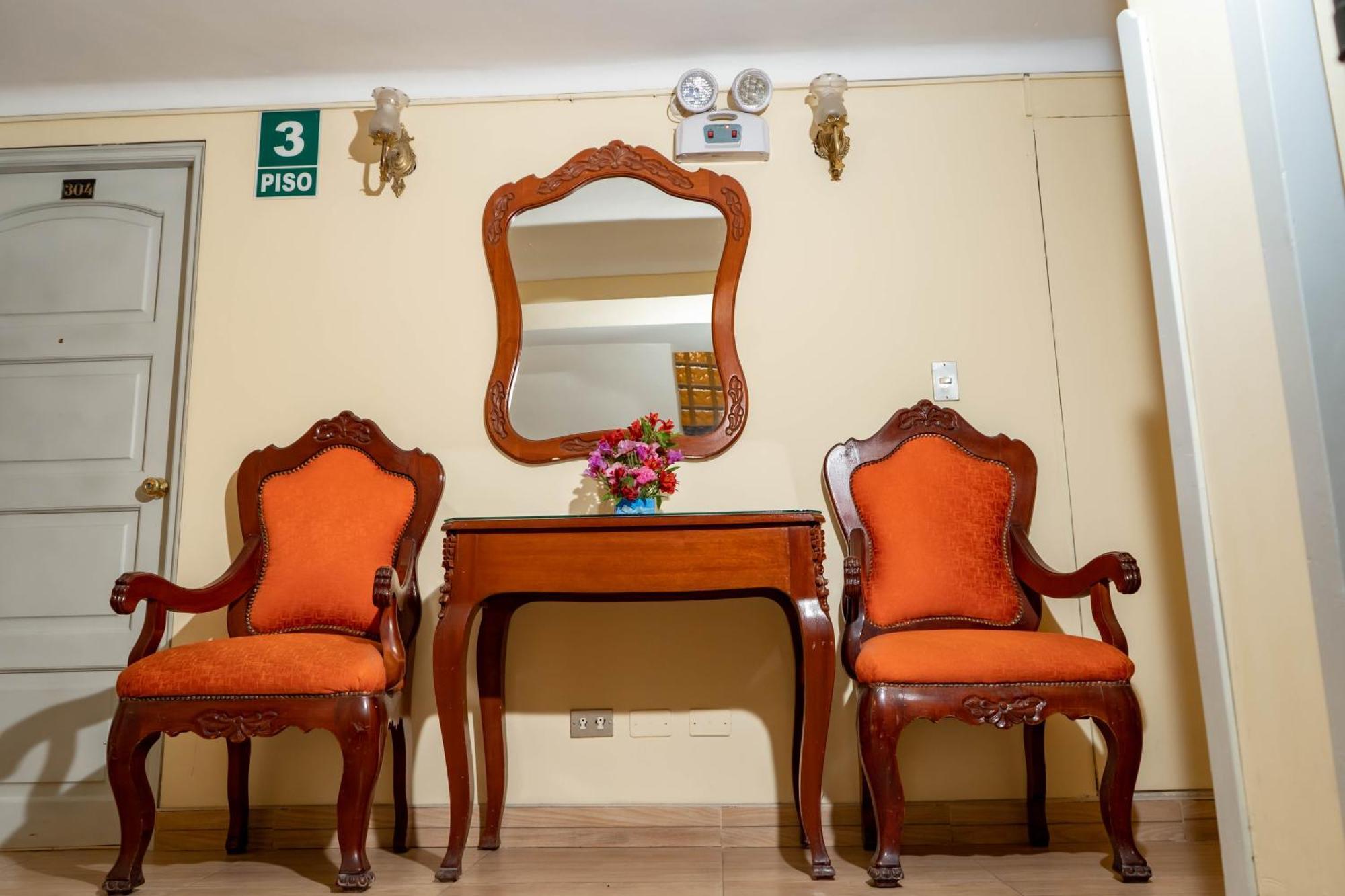 Hotel Agustos Cuzco Esterno foto
