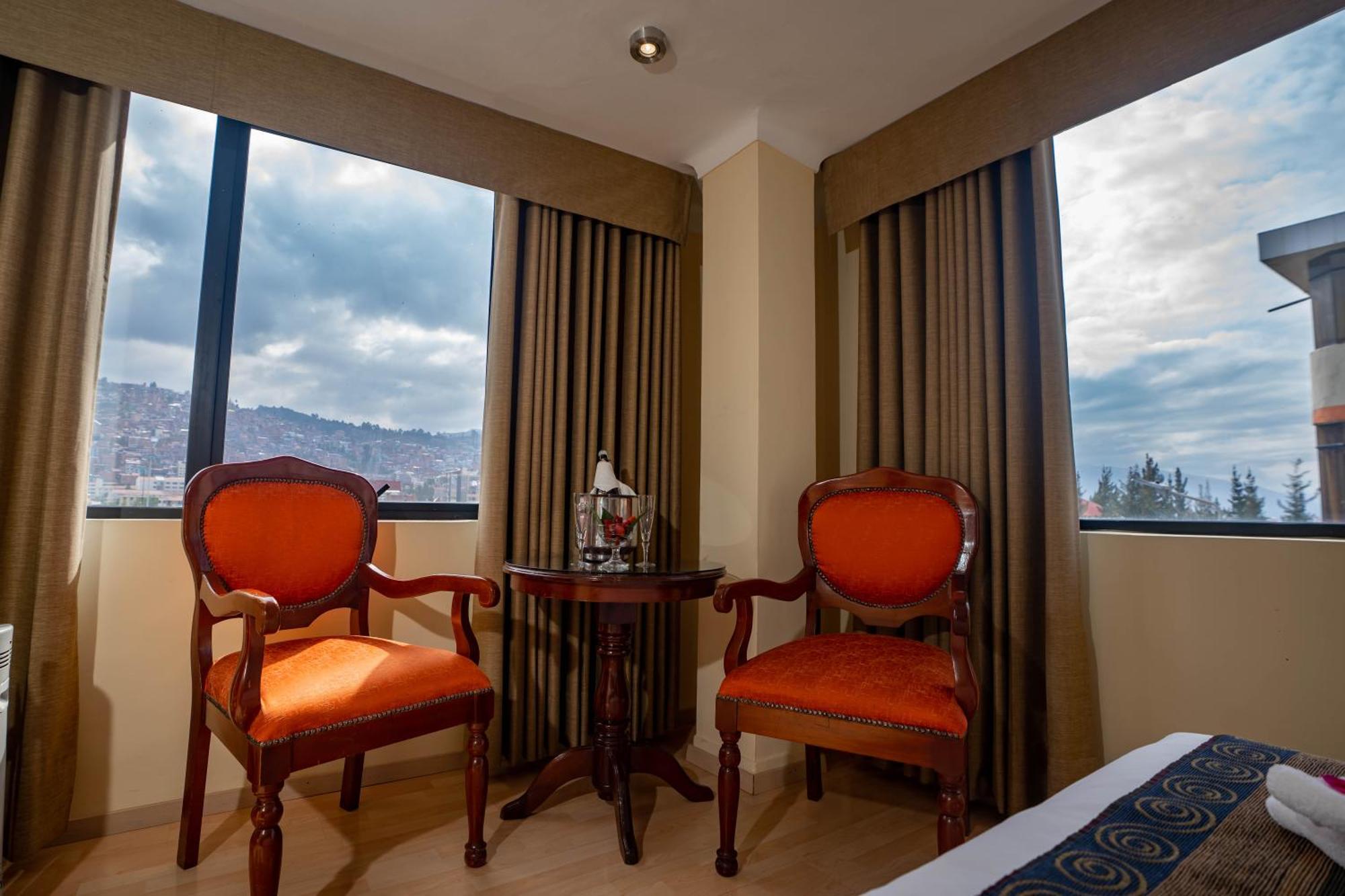 Hotel Agustos Cuzco Esterno foto