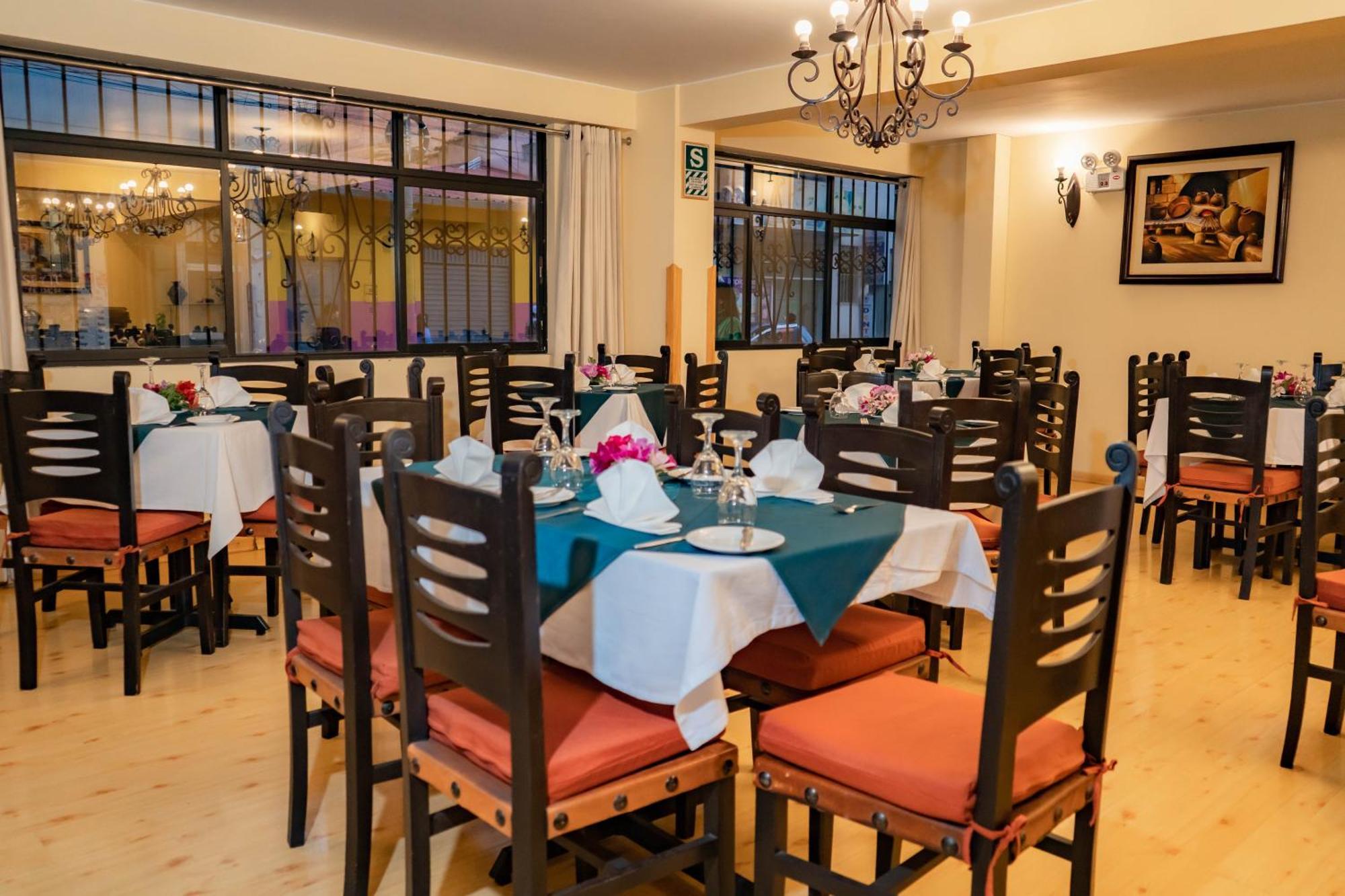 Hotel Agustos Cuzco Esterno foto