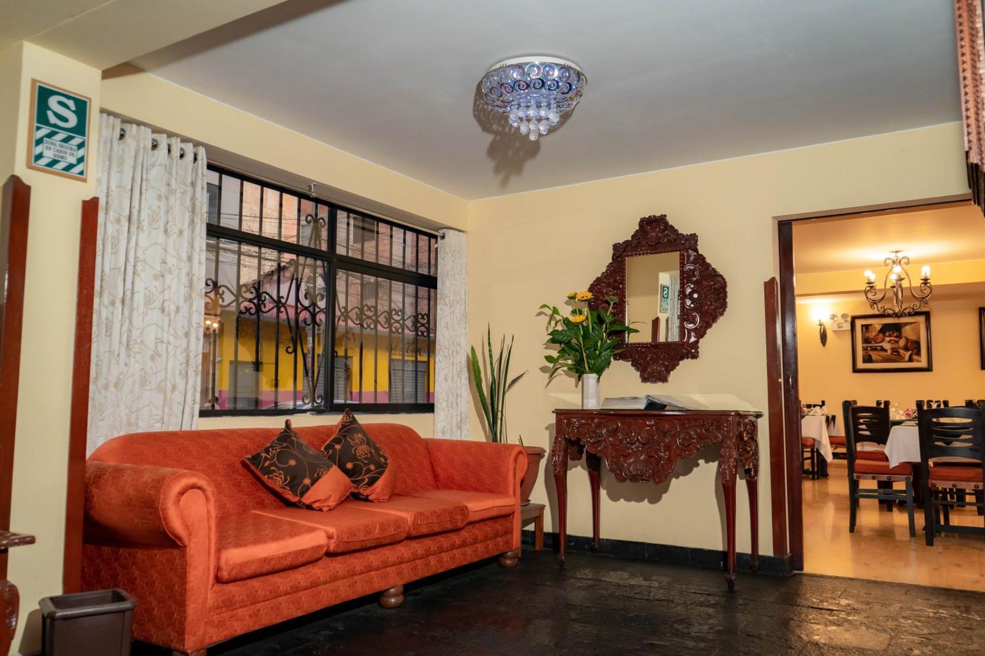 Hotel Agustos Cuzco Esterno foto